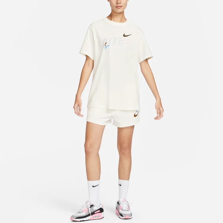 Футболка Nike Sportswear Essential FJ7714-133, бежево-белый — фото 3
