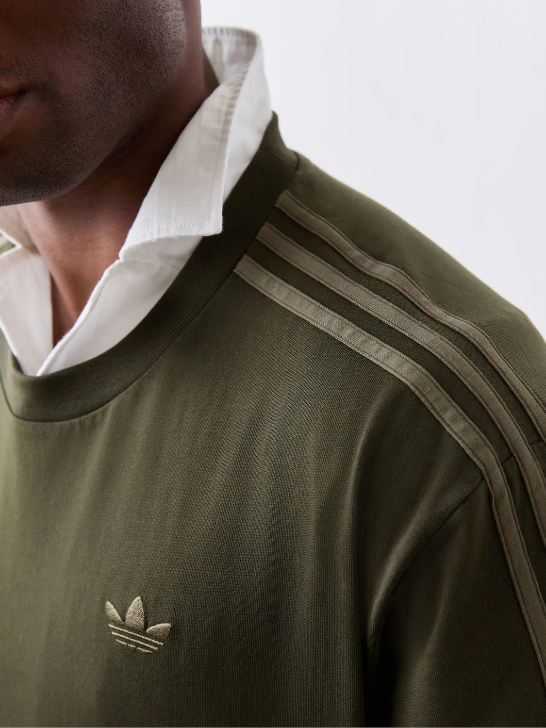 Футболка оверсайз с тремя полосками Adicolor, adidas Originals, зеленый — фото 4