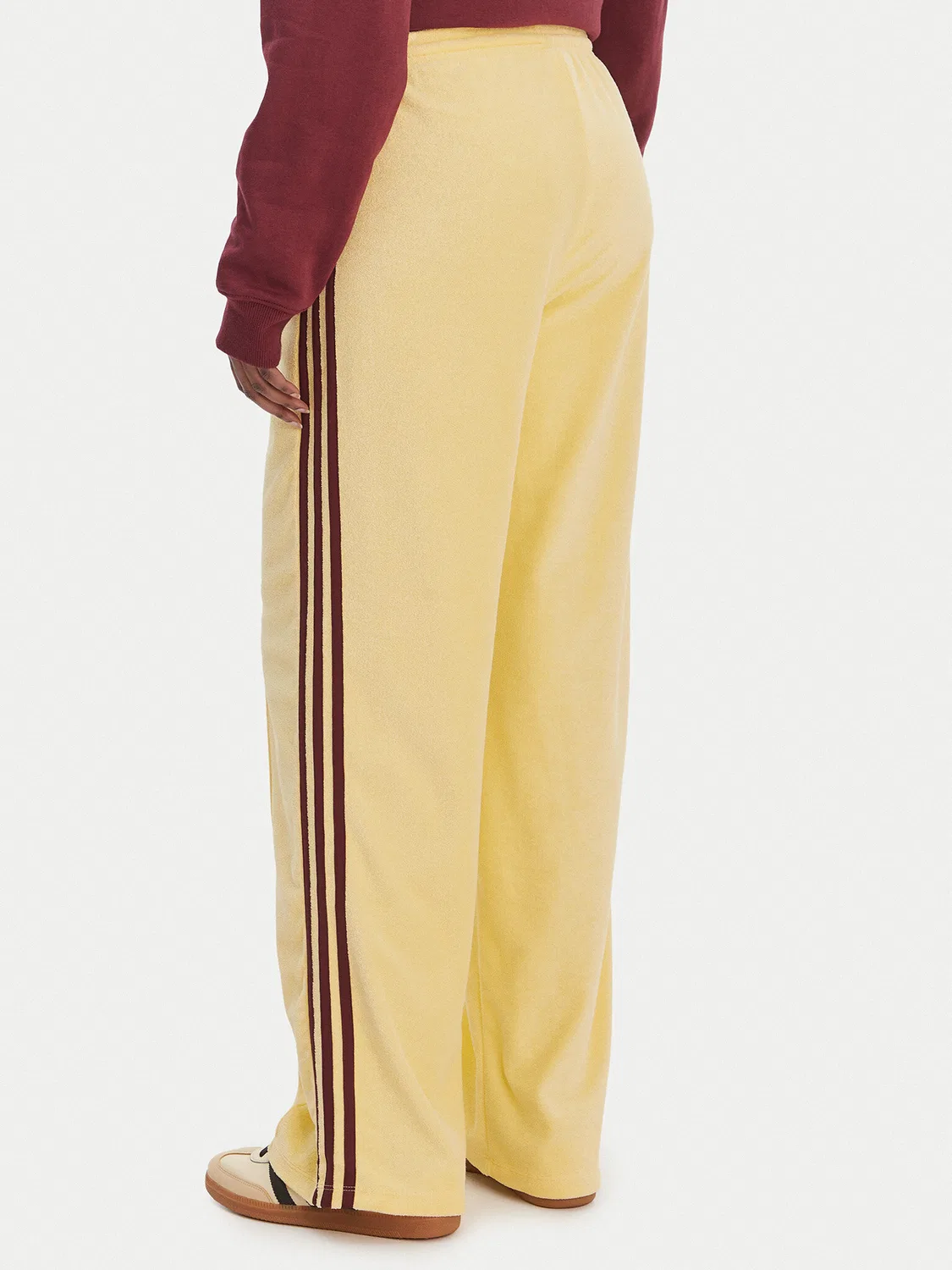 Женские спортивные брюки свободного кроя Terry Towel Firebird Adidas, желтый — фото 3