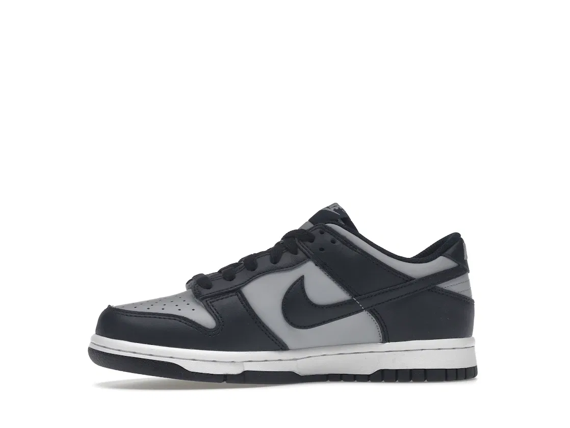 Детские кроссовки с перфорацией Nike Dunk Low Nike, Wolf Grey Dark Obsidian Total Orange — фото 3