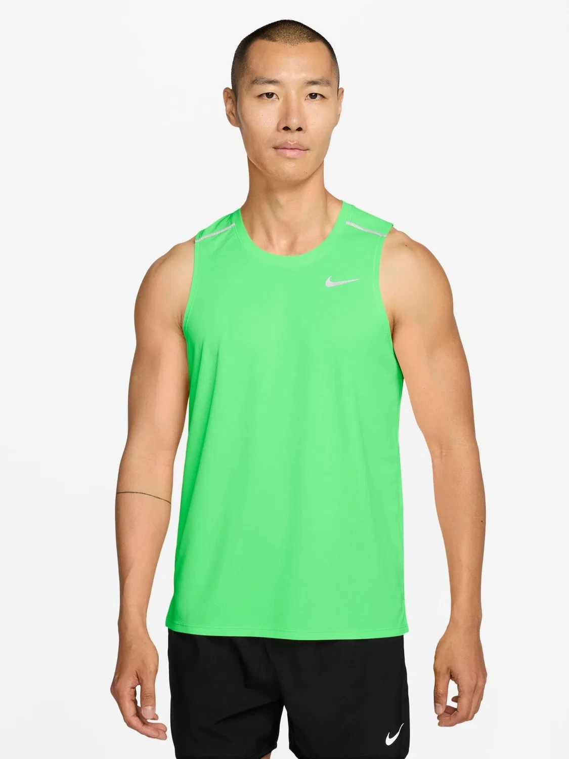 Жилет беговой Nike Miler Dri-FIT, Illusion Green
