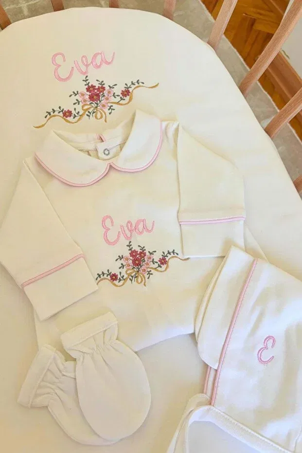 Детский комплект для новорожденных хлопковый Flower Embroidered Personalized 6-Piece Newborn Set Babiesfirst, White — фото 4
