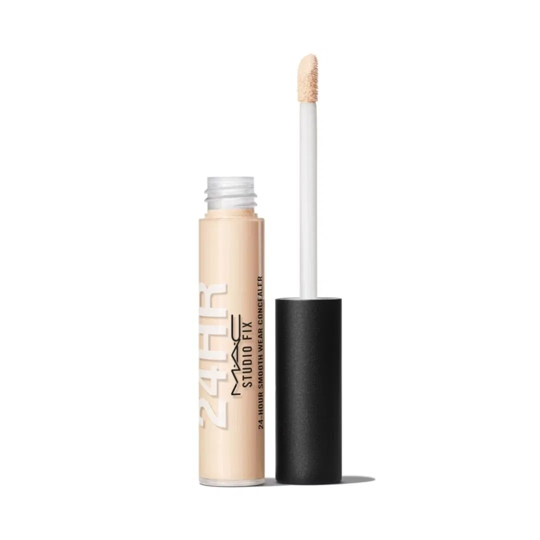 Консилер для лица MAC Studio Fix 24 Hour Smooth Wear Concealer NC10