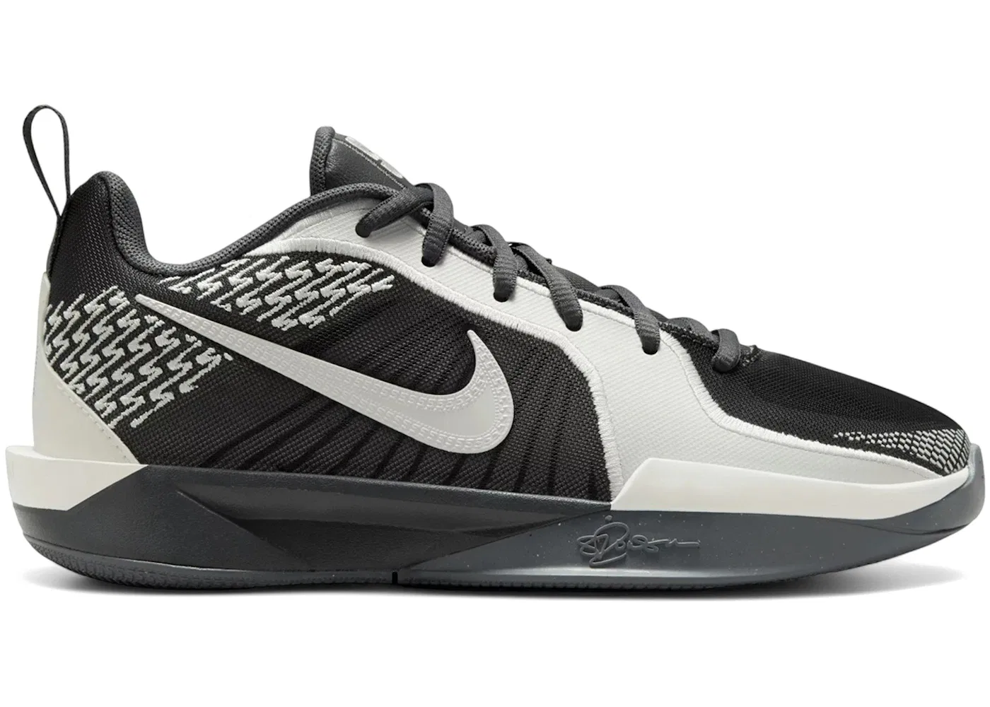 Детские кроссовки для баскетбола Nike Sabrina 2, Iron Grey/Punch Red/Sail