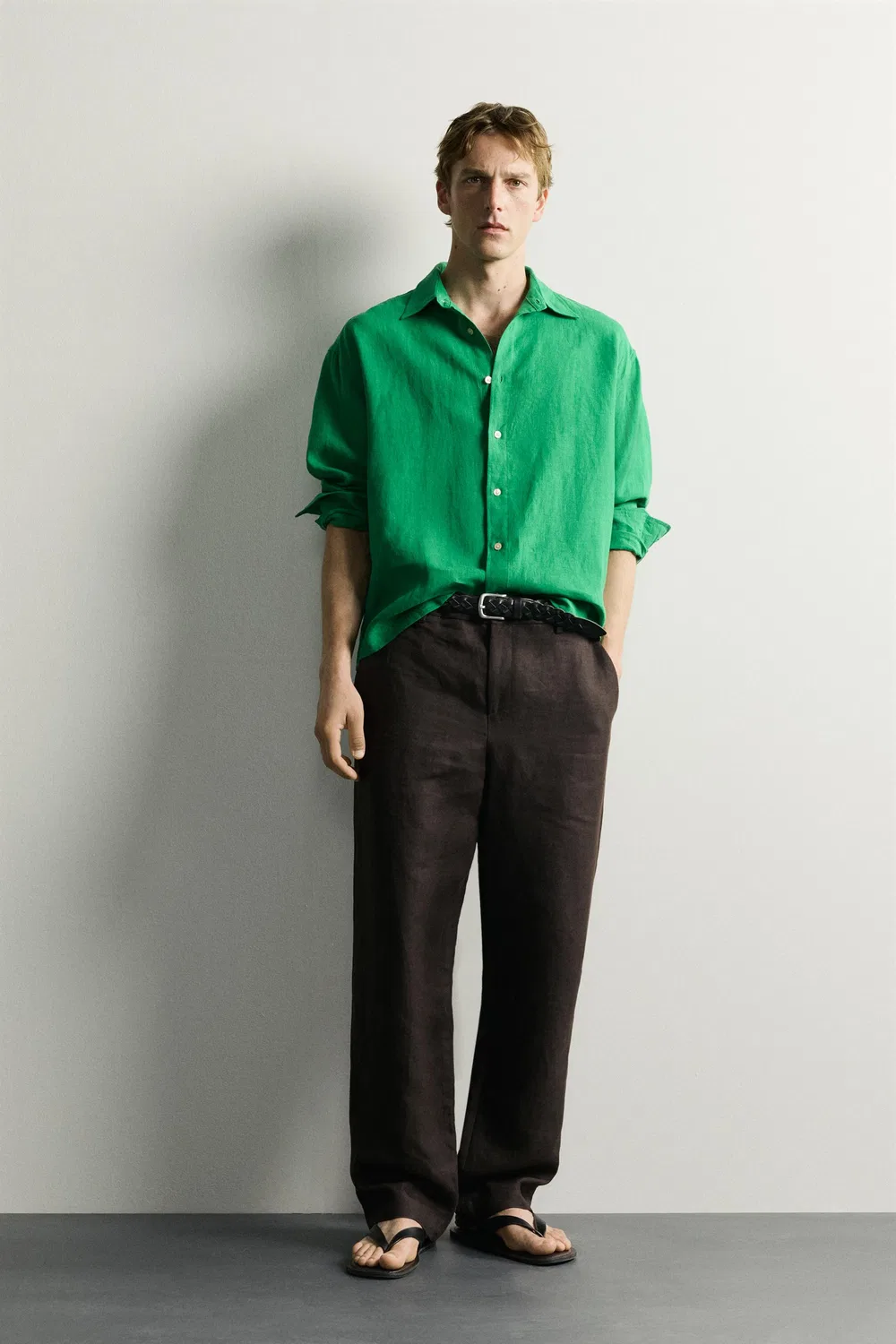 Рубашка свободного кроя из 100% льна. ZARA, Green