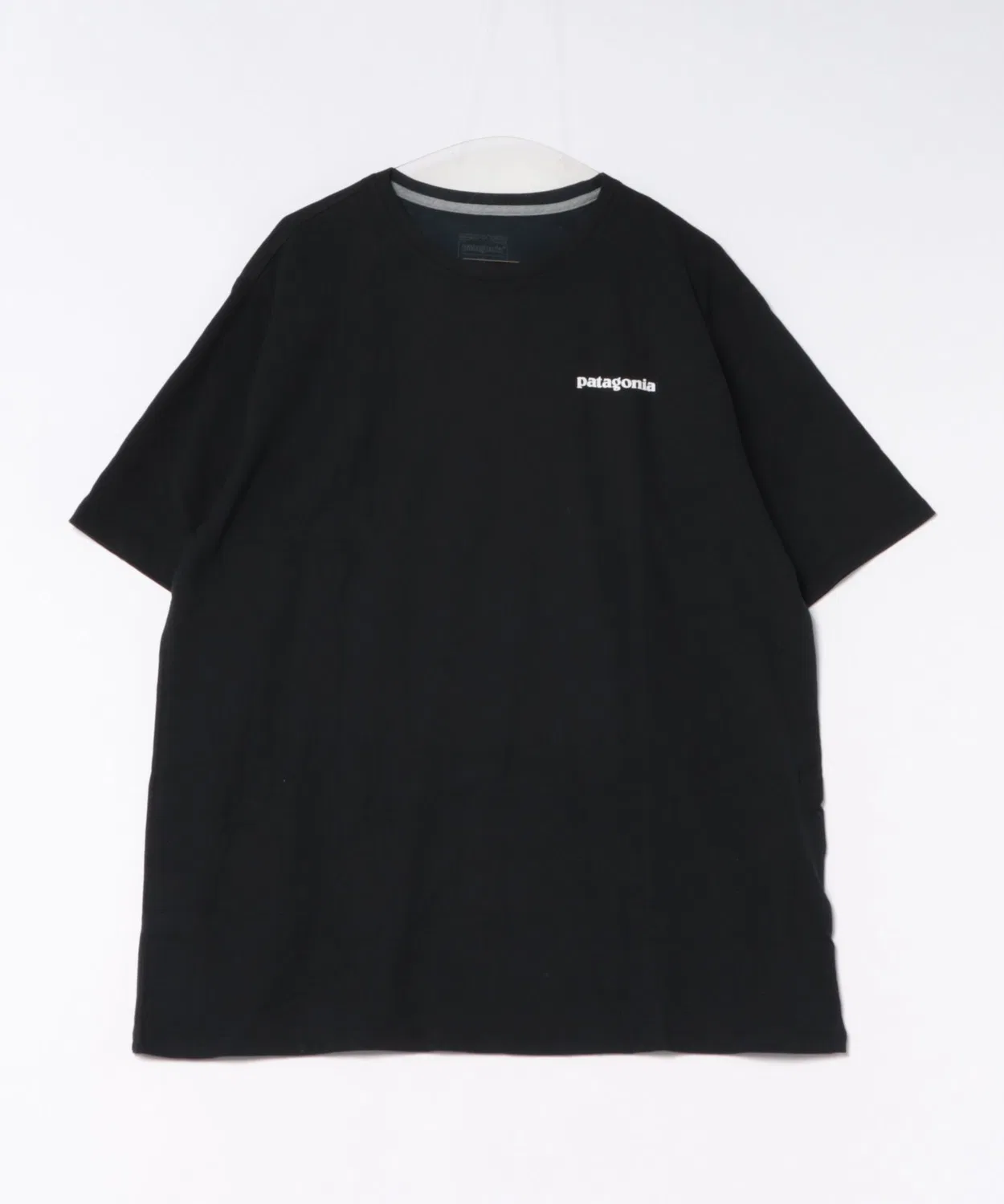 Мужская футболка с принтом Basic Logo TEE Patagonia, Черный