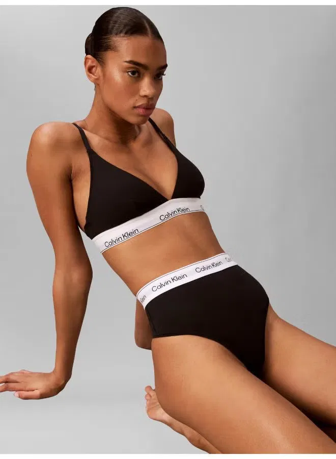 Трусы-стринги с утягивающим эффектом Icon Calvin Klein, черный — фото 3