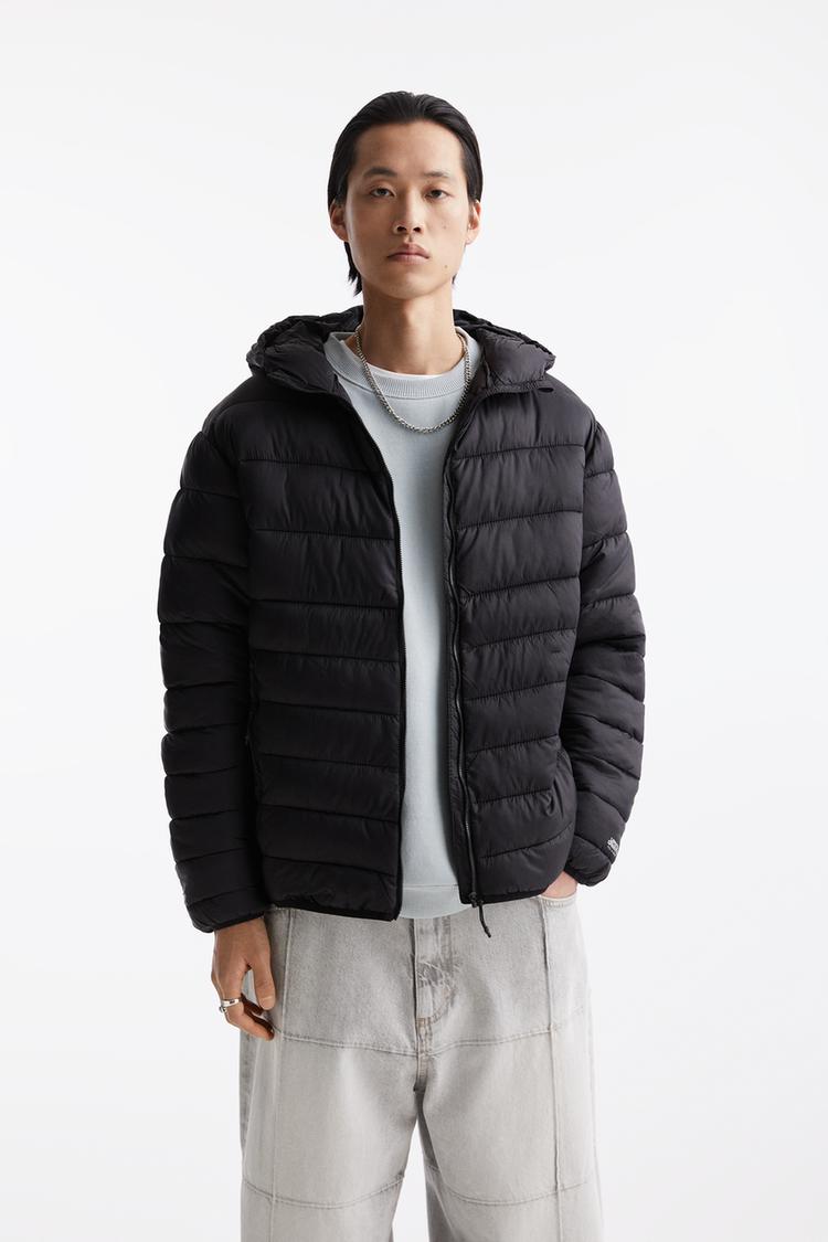 

Легкая стеганая куртка с капюшоном Pull And Bear, черный
