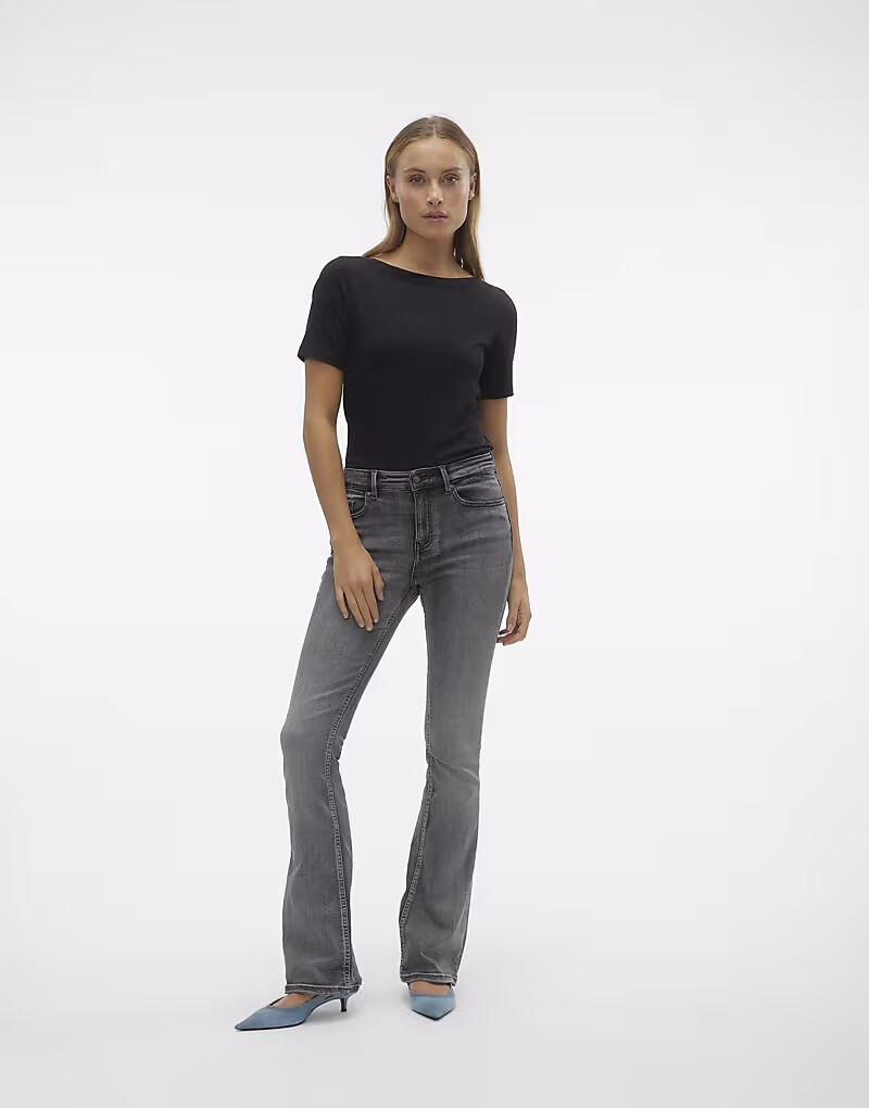 

Расклешенные джинсы Vero Moda из средне-серого денима