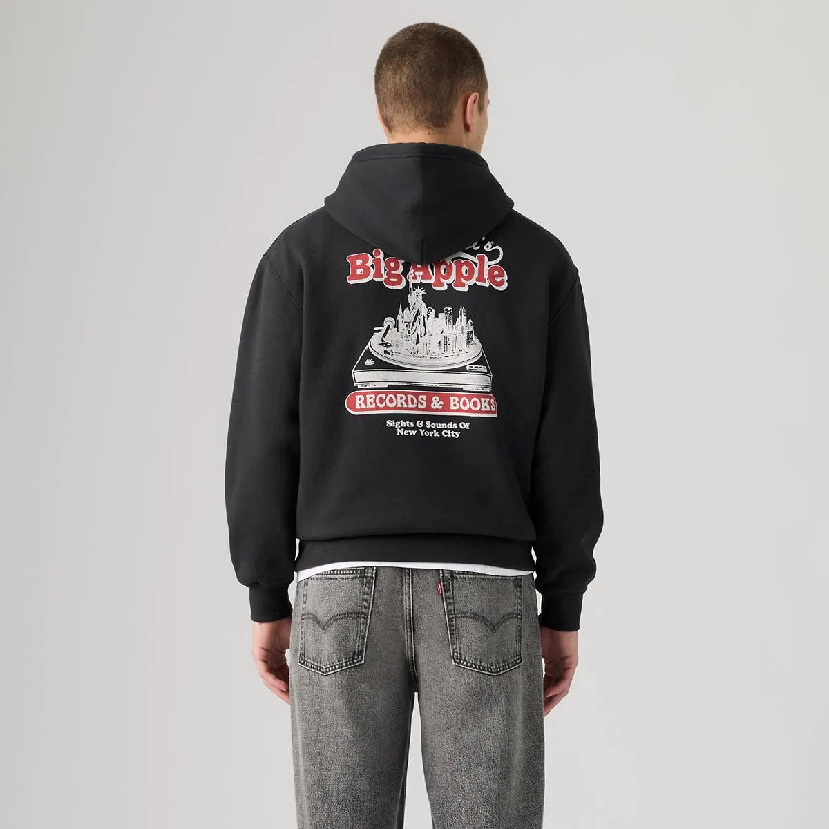 Свободная толстовка с графическим принтом Levi's, Big Apple Records Jet Black - Black — фото 4