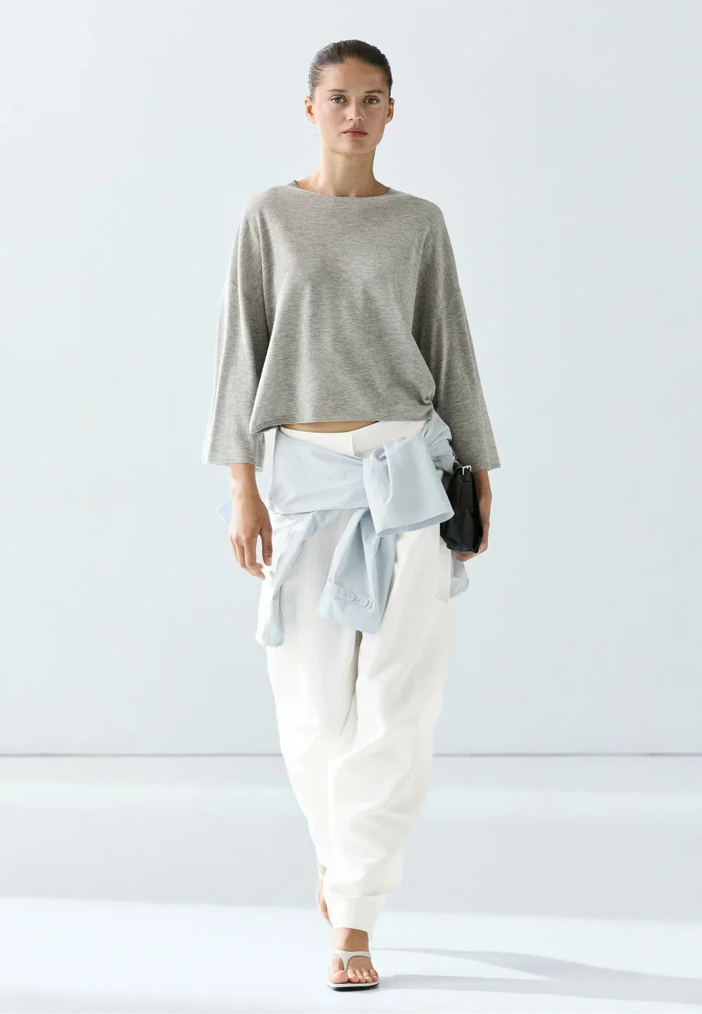 Свитер с круглым вырезом из смесовой шерсти Massimo Dutti, Grey — фото 2