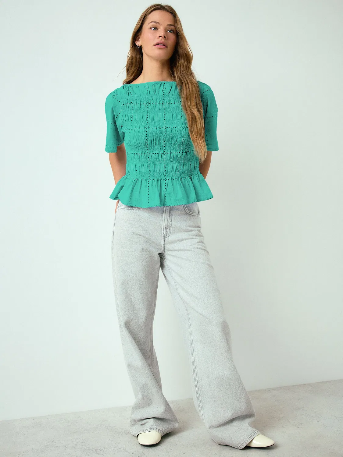 Топ с воланами, модель Green Smocked Slash Neck Short Sleeve Next, зеленый