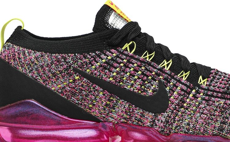 Кроссовки Nike Wmns Air VaporMax Flyknit 3 'Black Pink Blast', розовый — фото 3