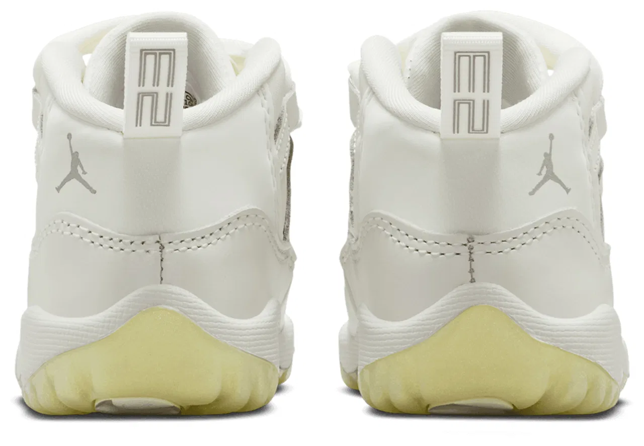 Детские баскетбольные кроссовки Retro 11 Jordan, цвет Sail/Pearl Grey/White — фото 3
