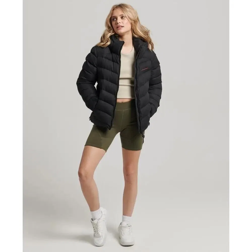 Женская куртка из микрофибры с капюшоном Superdry, Цвет: Schwarz — фото 2