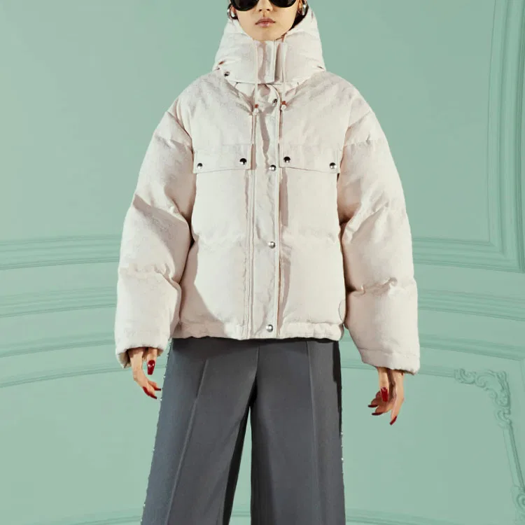 Женский пуховик с капюшоном из холста GG, Gucci, Ecru — фото 4