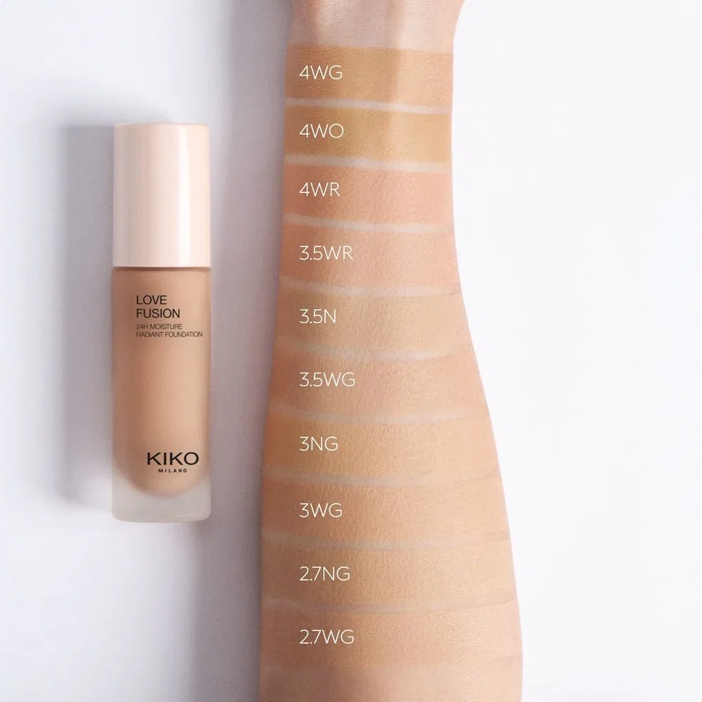 Увлажняющий тональный крем с сияющим финишем Love Fusion 2.7WG Warm Gold KIKO Milano — фото 2
