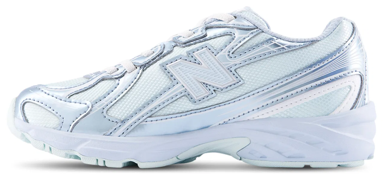Детские кроссовки 740 New Balance, цвет Glint Blue/Oxford Blue — фото 2