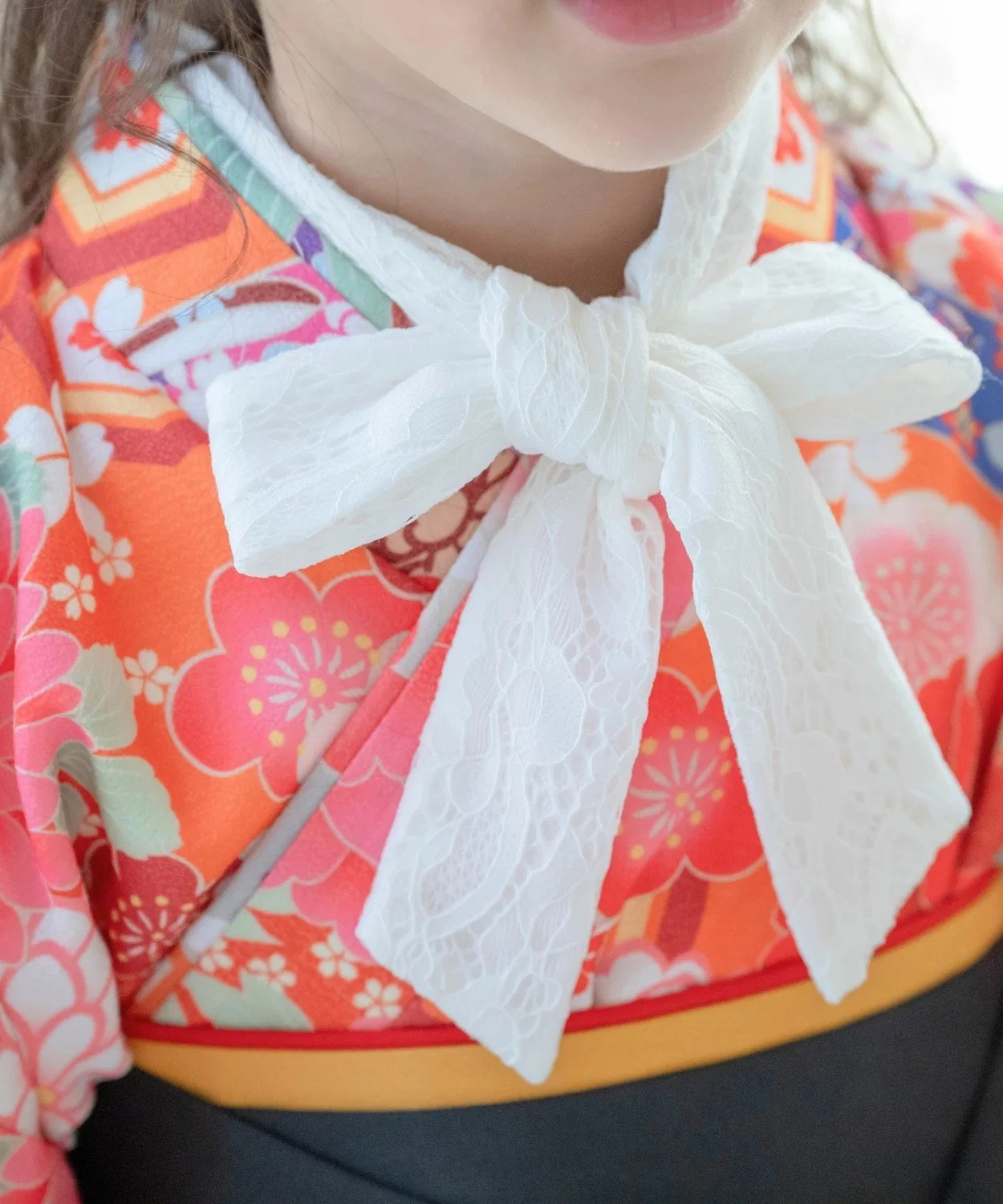 Детское кимоно-комбинезон с бантом Catherine Cottage, White Lace Ribbon