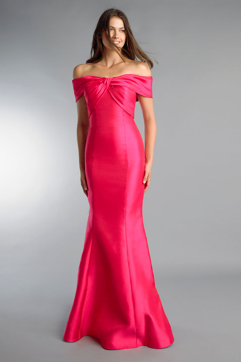 

Платье с открытыми плечами и вырезом-воротником Basix Black Label, фуксия