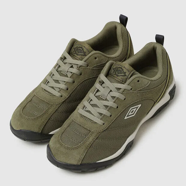 Мужские низкие кроссовки Pitch Off хаки от Umbro — фото 4