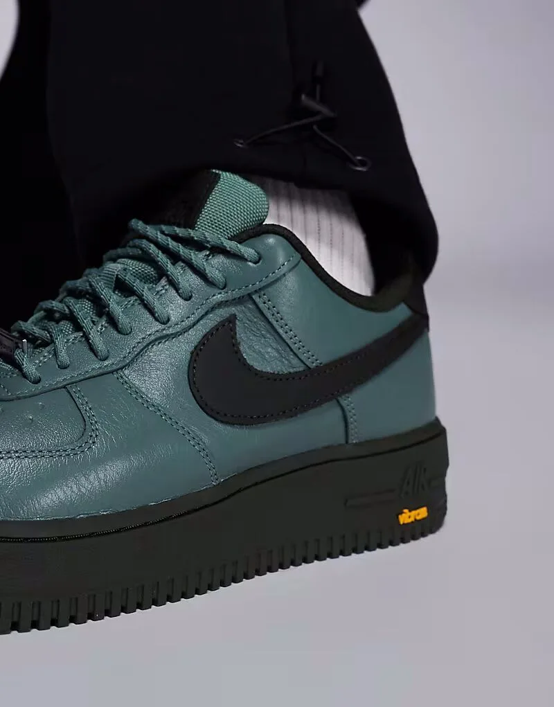 Nike Air Force 1 Gore-Tex Vibram зеленого цвета — фото 2