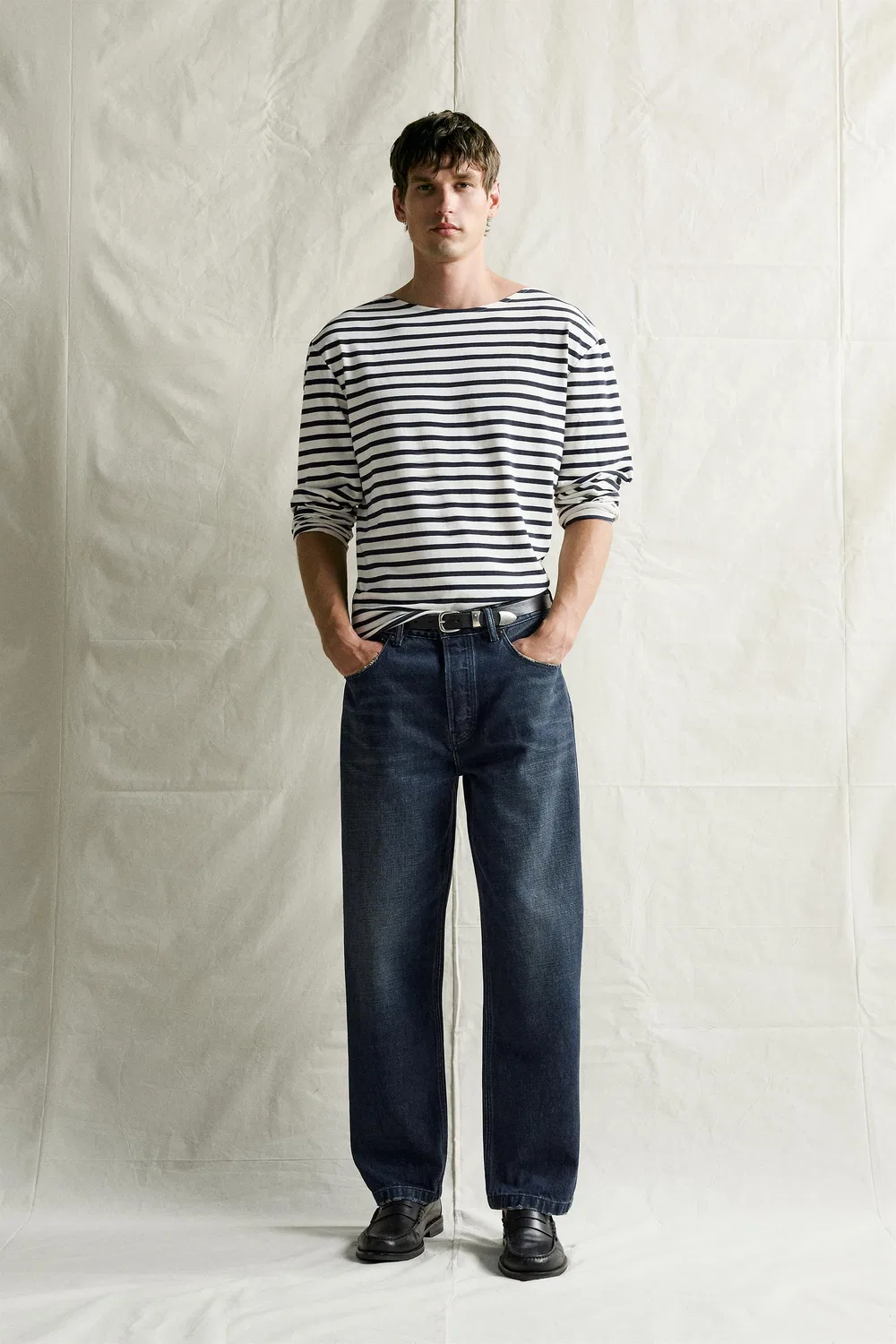 Футболка свободного кроя в жаккардовую полоску. ZARA, Ecru/Navy