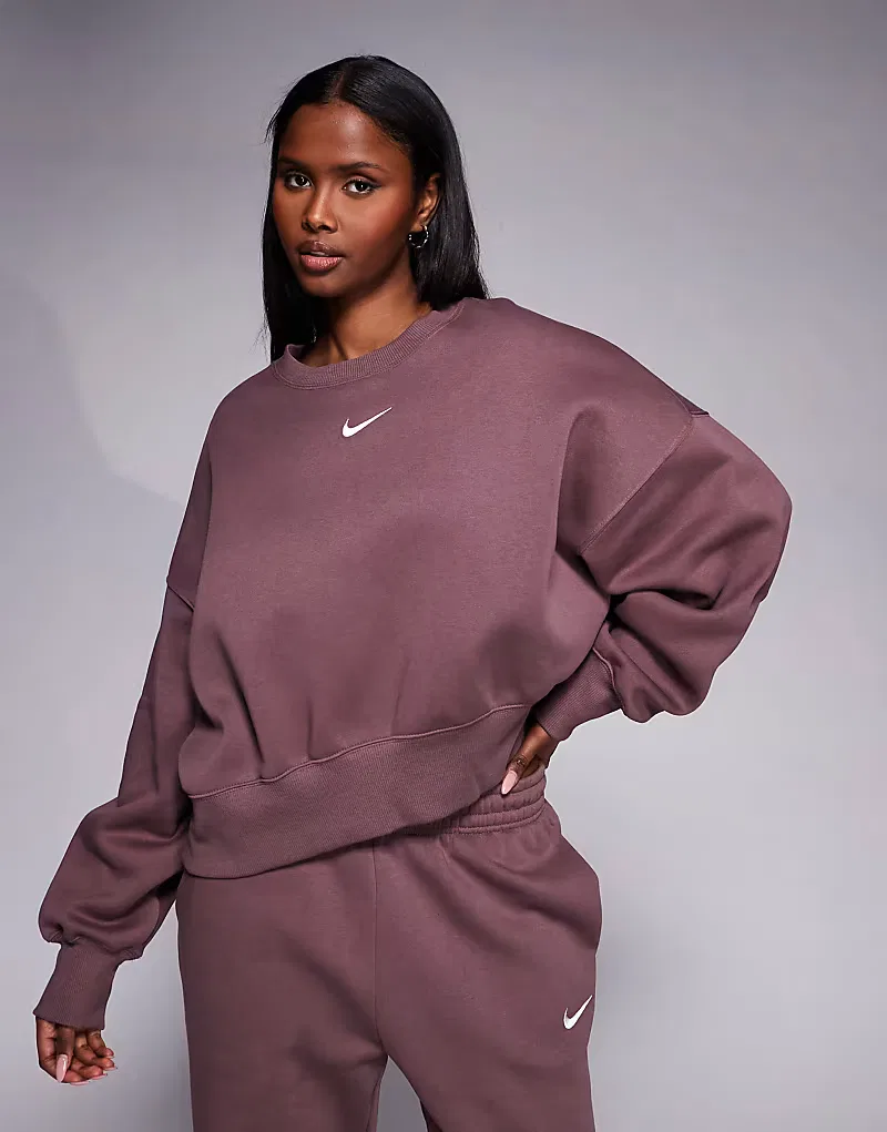 Толстовка Nike Phoenix Fleece оверсайз с круглым вырезом, коричневый