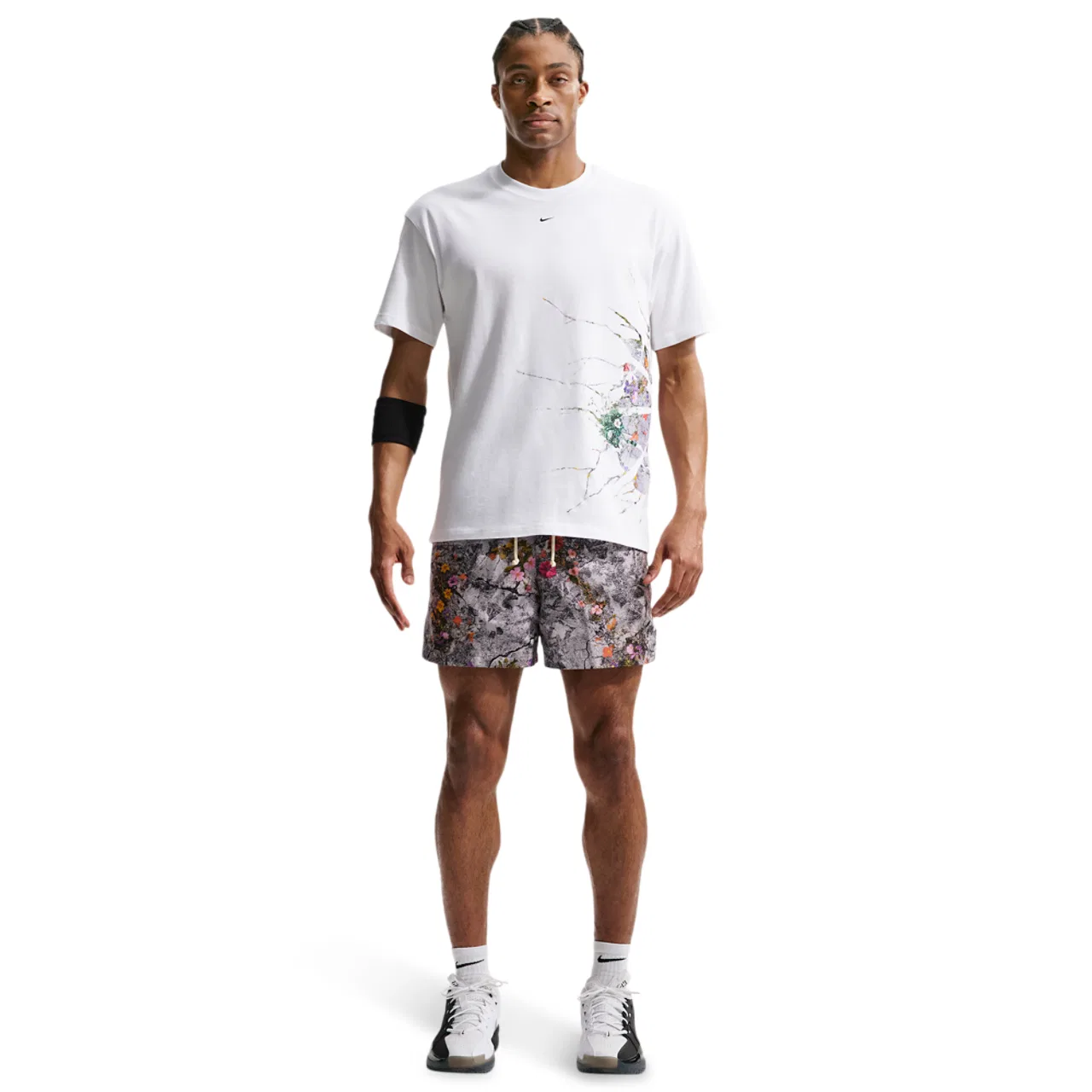 Мужские шорты с принтом Nike Dri-FIT SI Practice Mesh AOP 5" Shorts, Cement Grey/Pale Ivory — фото 3