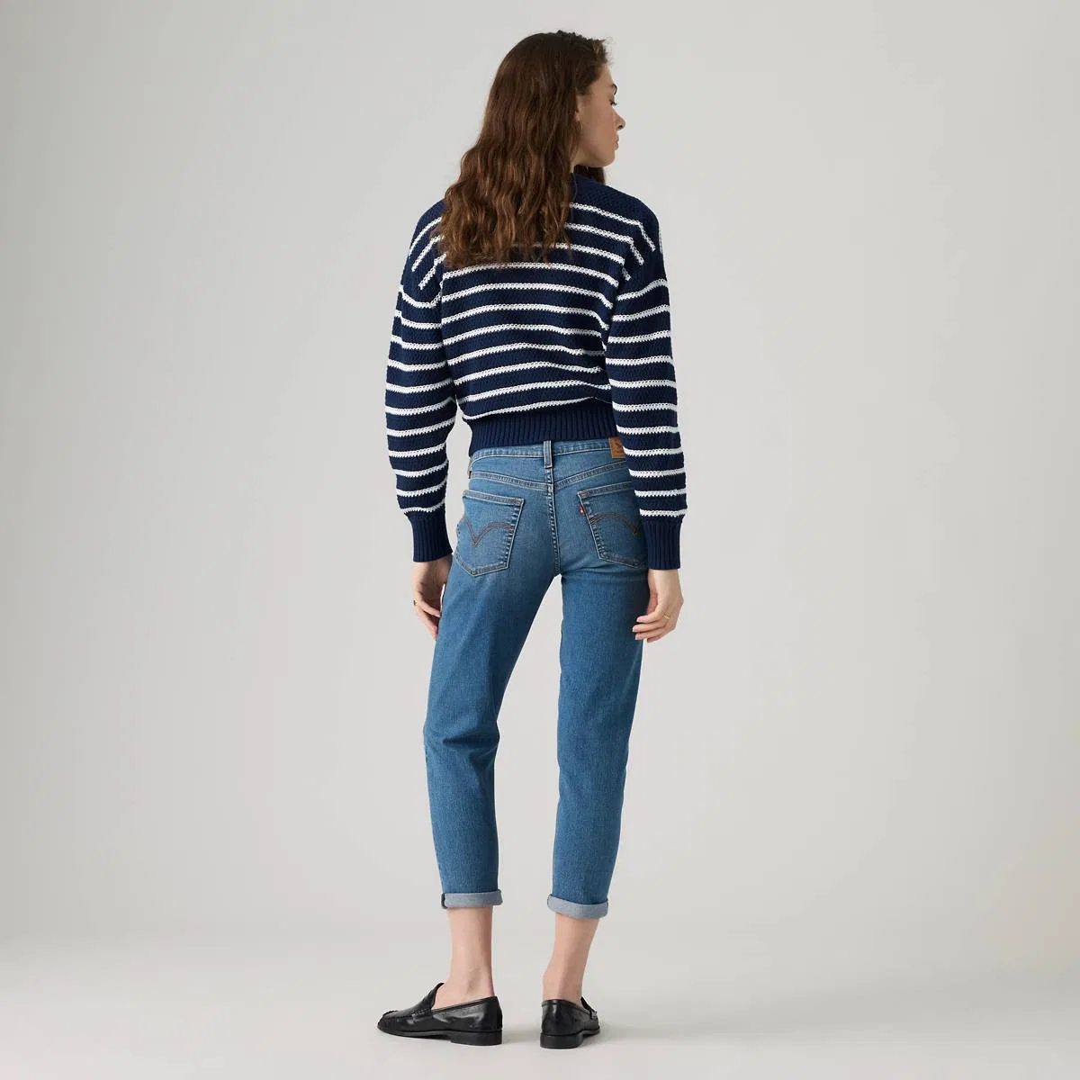 Джинсы-Бойфренды средней посадки для женщин Levi's, Timeless Tint - Medium Wash — фото 3
