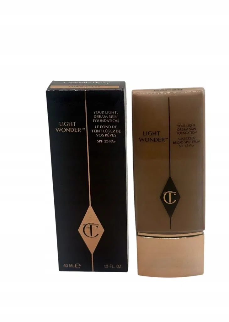 Тональный крем Light Wonder Foundation SPF15 10 Deep Charlotte Tilbury