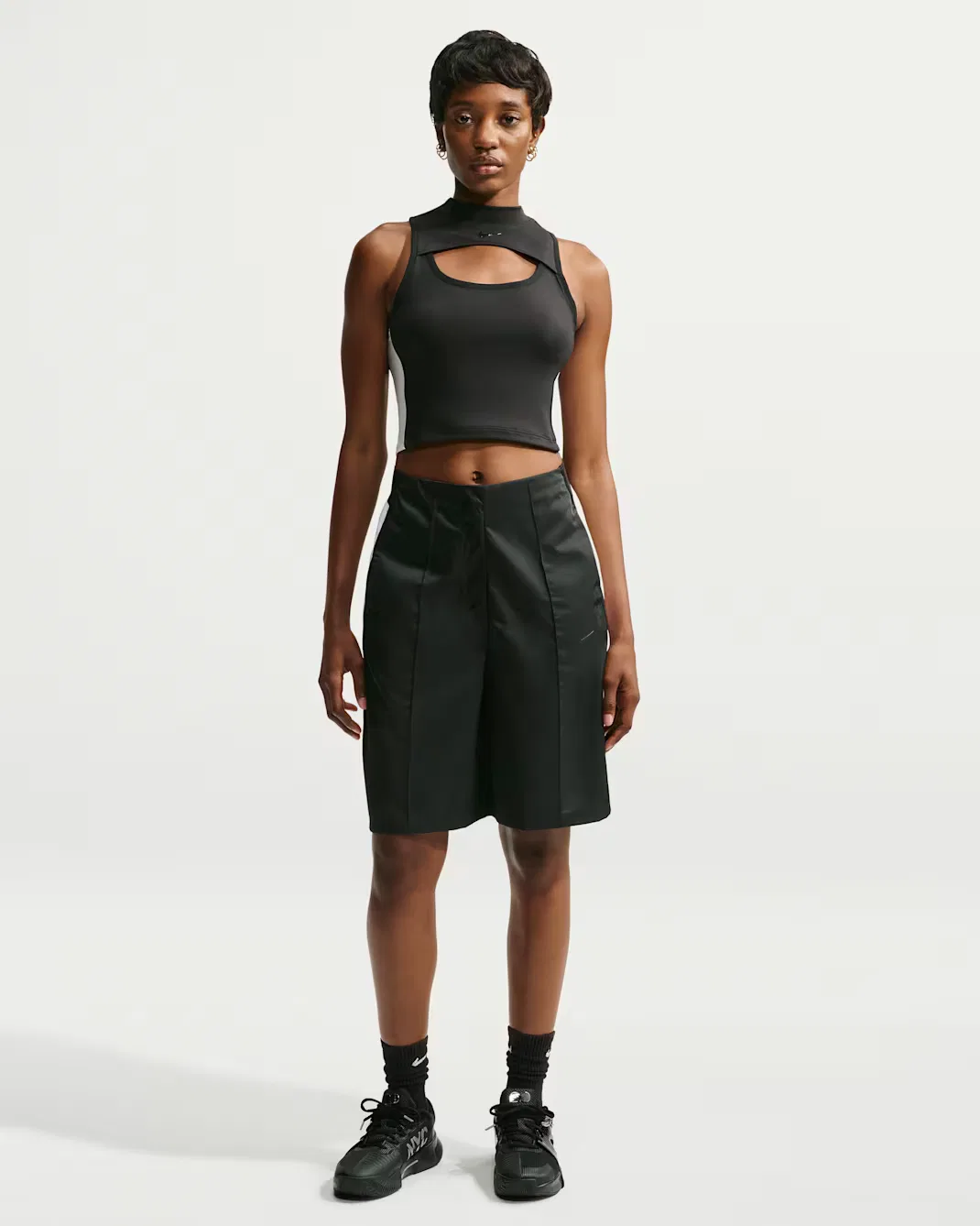 Женская облегающая укороченная майка в стиле модерн Naomi Osaka Nike, Black/White/Black/Black — фото 4