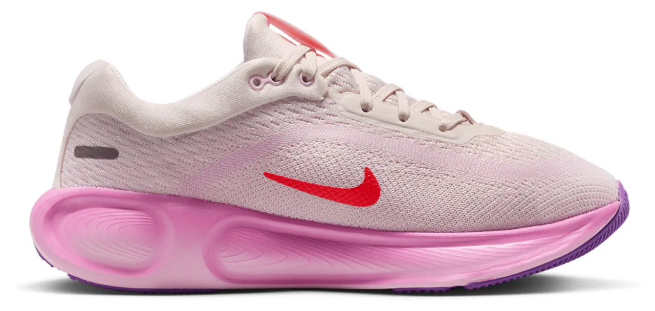 Кроссовки для мальчиков Stellar Ride Nike, цвет Chalk/Bright Violet/Pink Foam