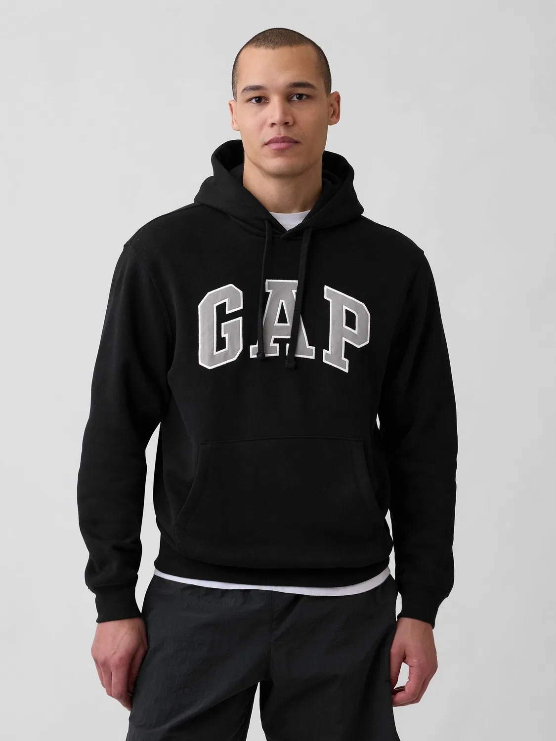 Худи VintageSoft Arch Logo Gap, черный