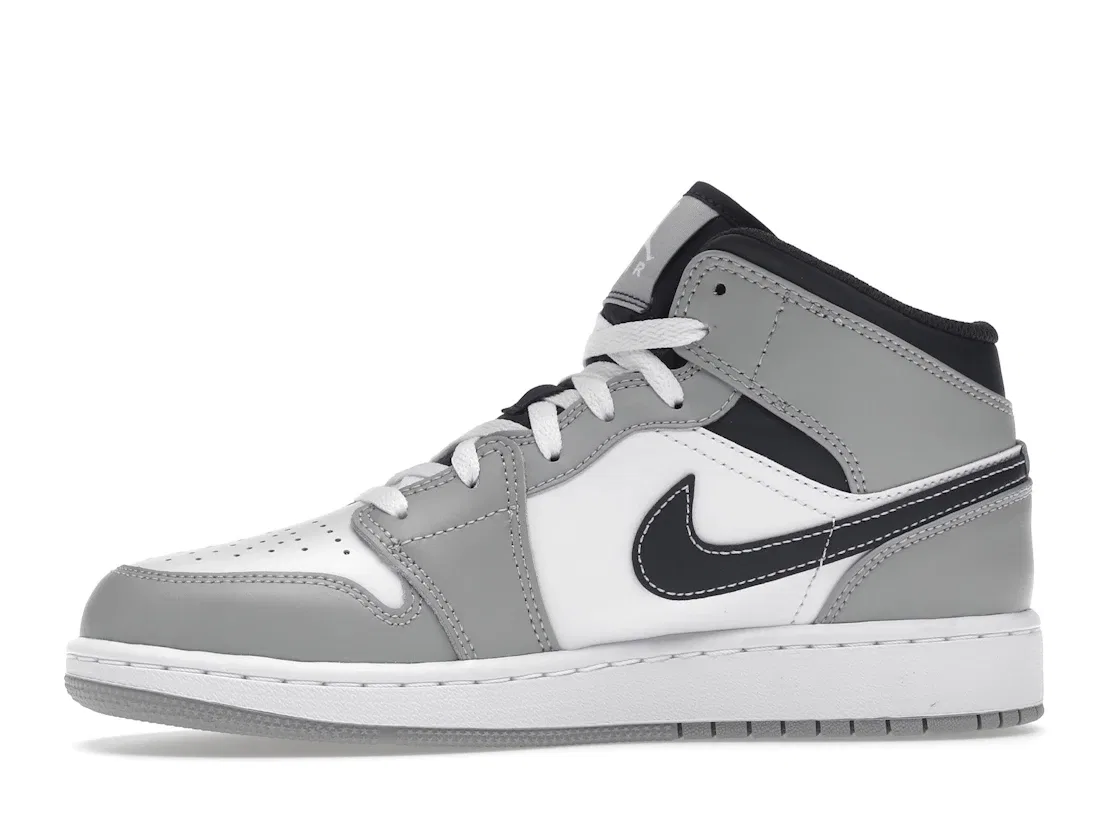 Детские кроссовки Lifestyle с принтом Jordan 1 Mid Greyscale (GS) Jordan, Grey/Black/Anthracite/White — фото 3