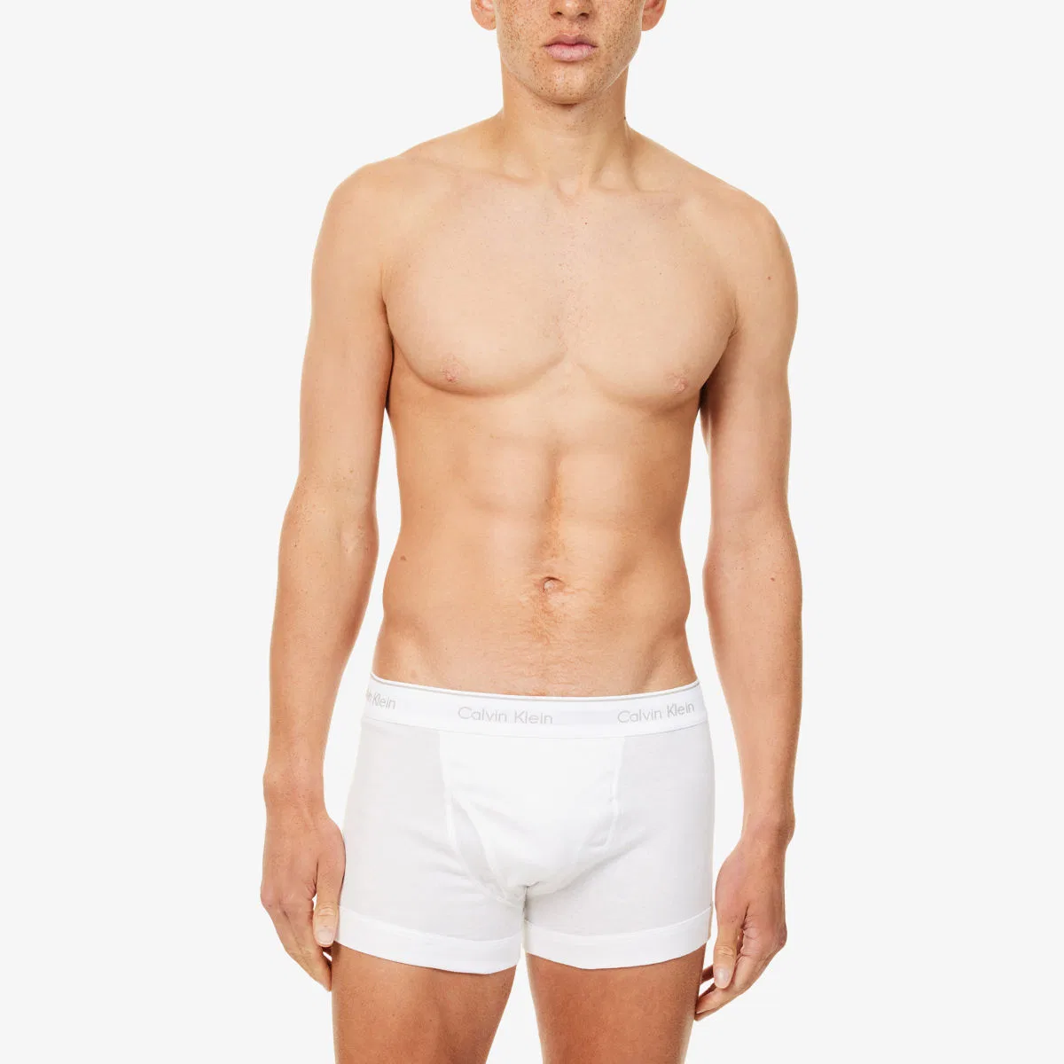Комплект из трех хлопковых трусов с фирменным поясом Calvin Klein, белый/черный/серый — фото 2