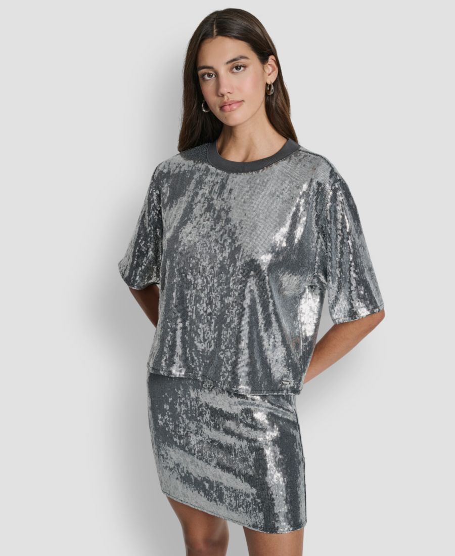 

Женская футболка свободного кроя с коротким рукавом и пайетками, с круглым вырезом и свободным кроем DKNY Jeans, Black/Silver, Черный, Женская футболка свободного кроя с коротким рукавом и пайетками, с круглым вырезом и свободным кроем DKNY Jeans, Black/S