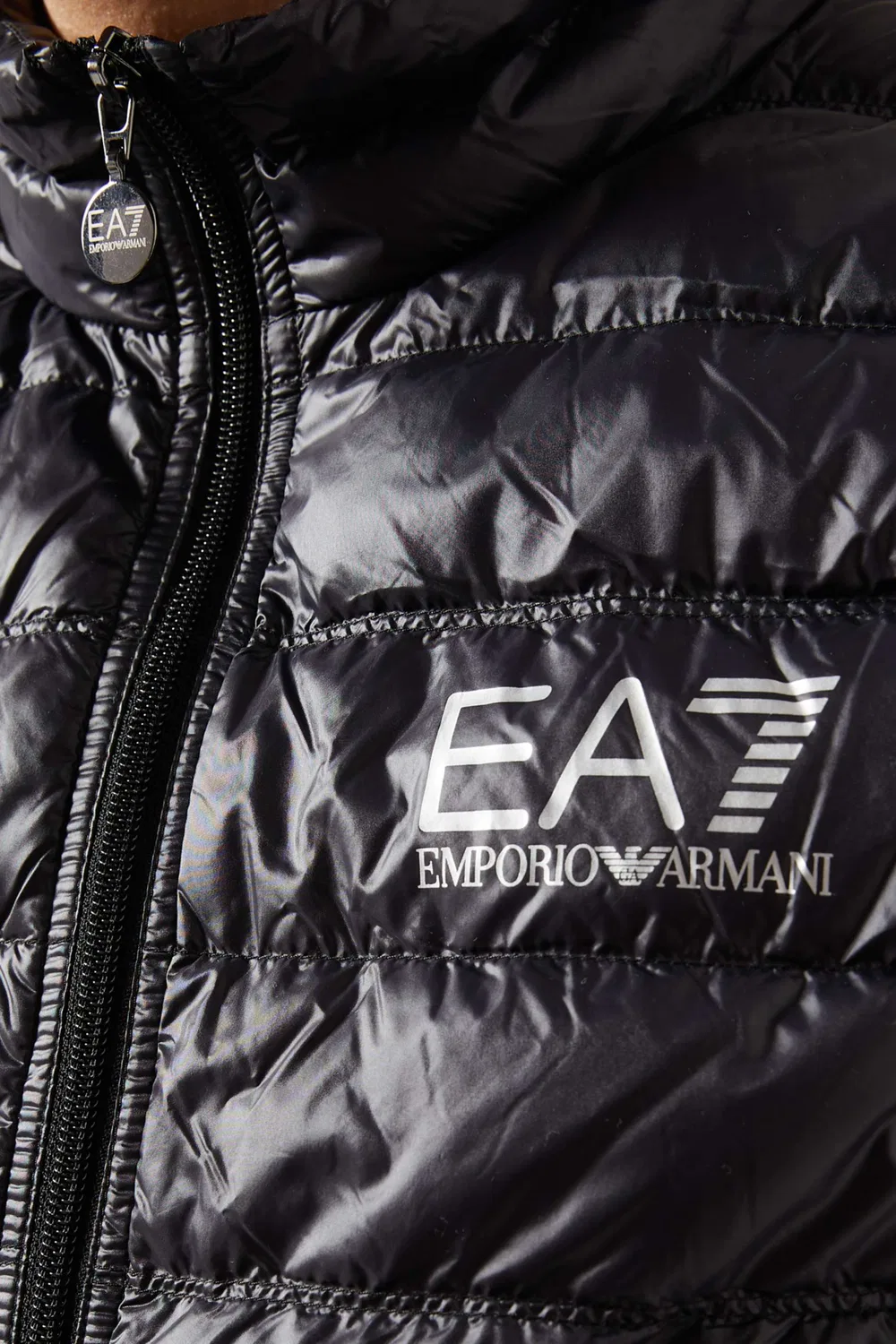 Жилет утепленный на молнии TrainCore Emporio Armani, черный — фото 4