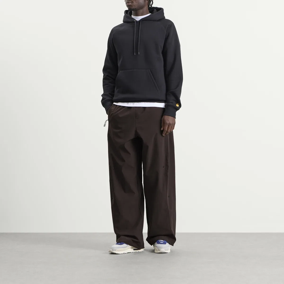 Брюки спортивные с защитой от солнца Tech Helios Sun Nike, Velvet Brown & Black — фото 4
