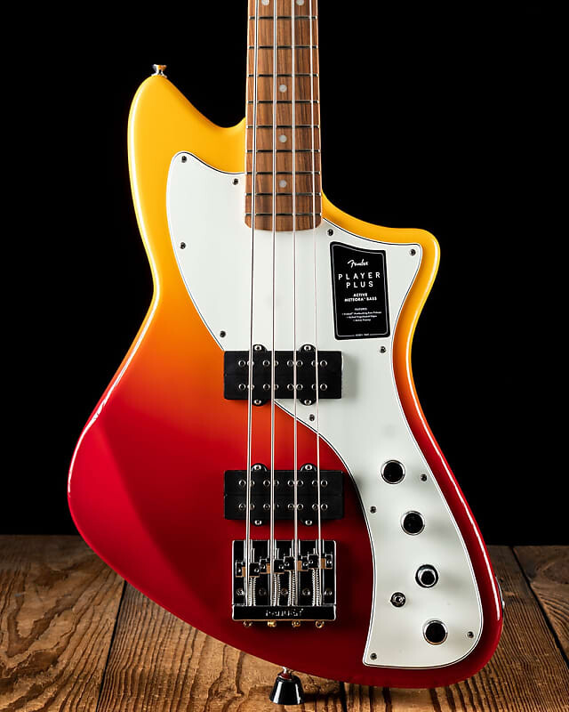 

Гитара Fender Player Plus Active Meteora Bass, рассвет