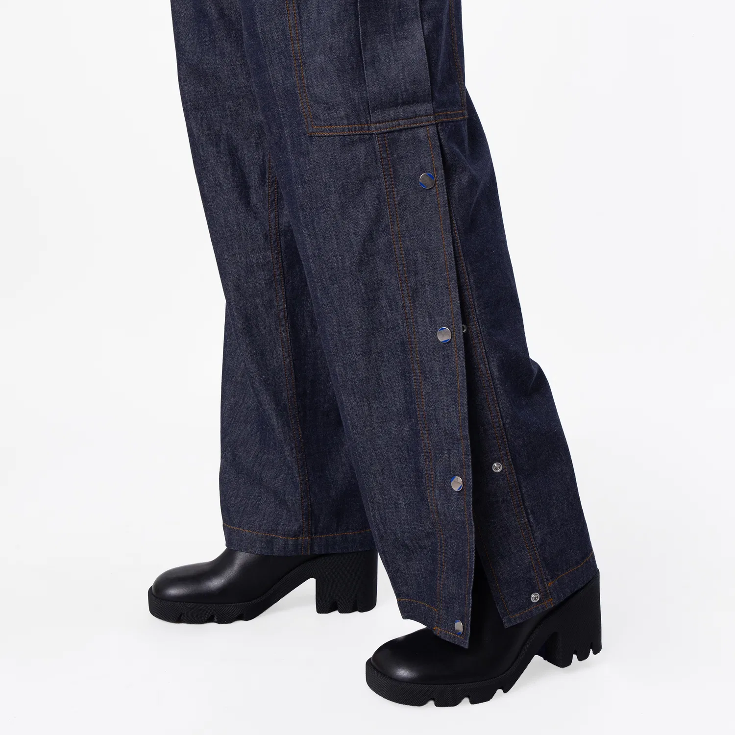 Джинсы карго из хлопкового денима Cotton Denim Cargo Jeans Burberry, Denim Blue — фото 2