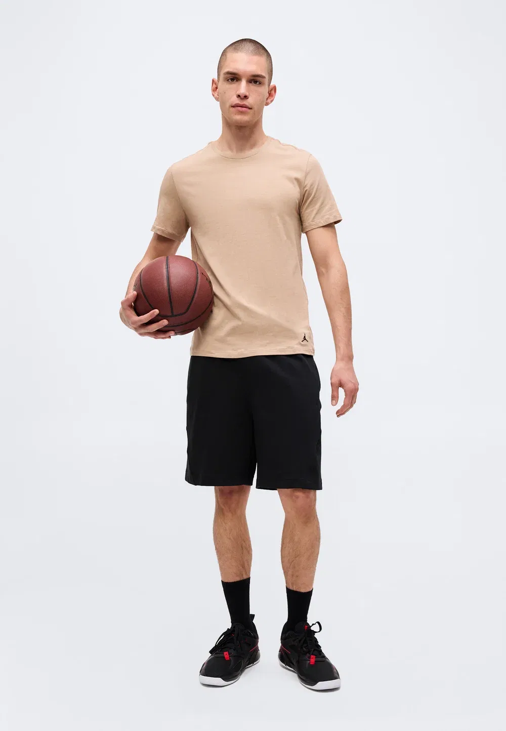 Комплект из двух базовых футболок Flight Base - футболка в классическом стиле Jordan, Off-White/Beige