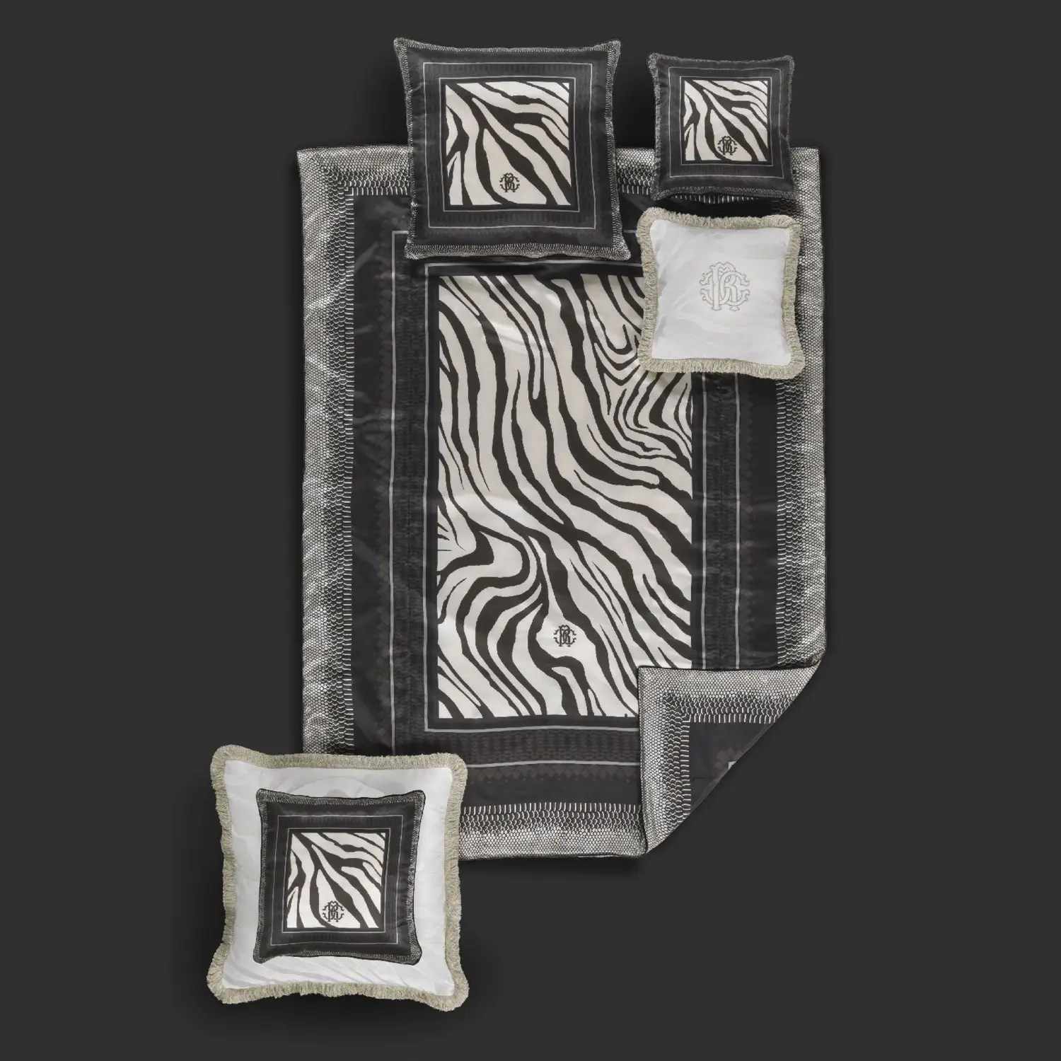 

Плед Roberto Cavalli Frame Zebrage In Satin, серый