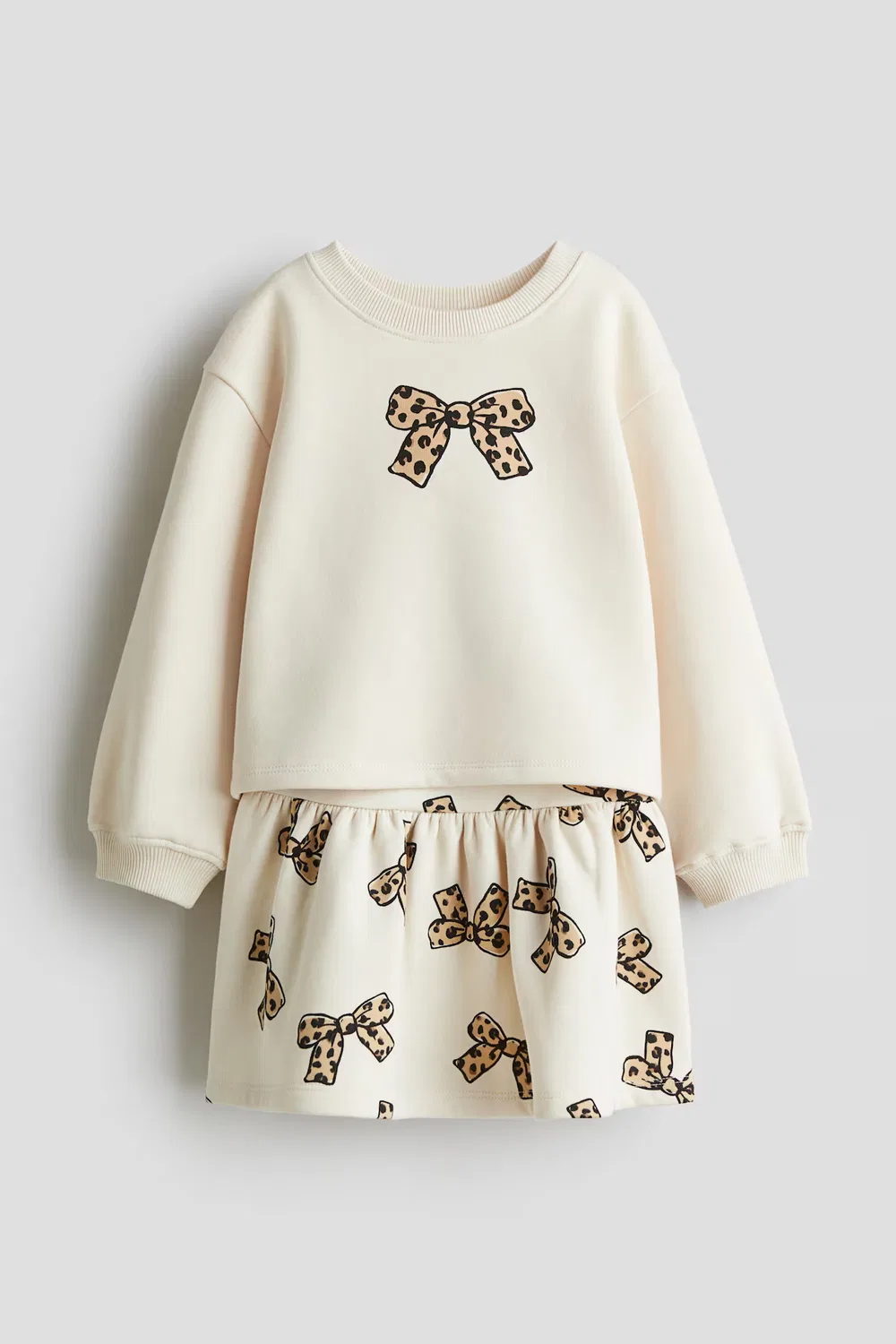Комплект из двух частей: толстовка и юбка H&M, Cremefarben/Schleifen