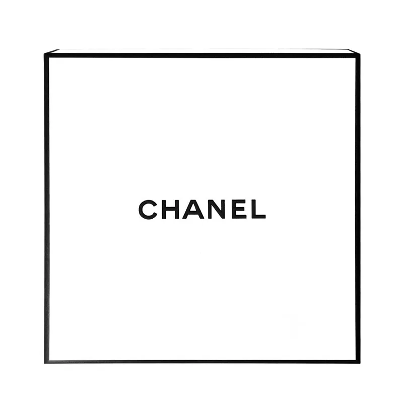 Женский бальзам для губ увлажняющий CHANEL Miss Cocoa, 3 г — фото 3