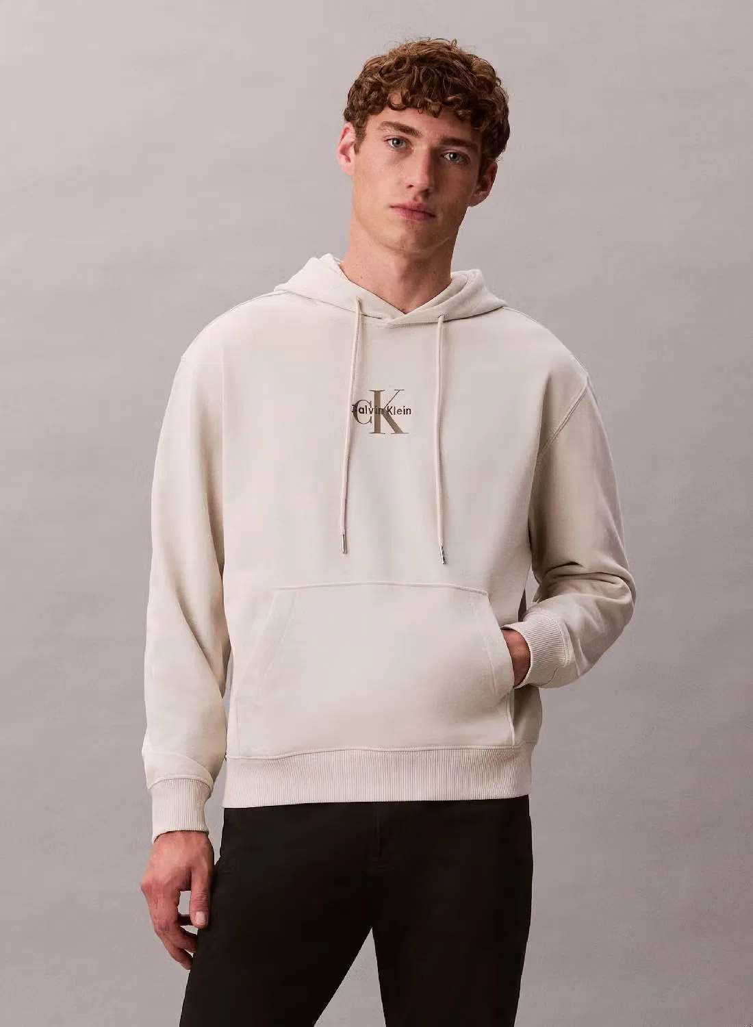 Худи с принтом монограммы Relaxed Monogram Calvin Klein, белый