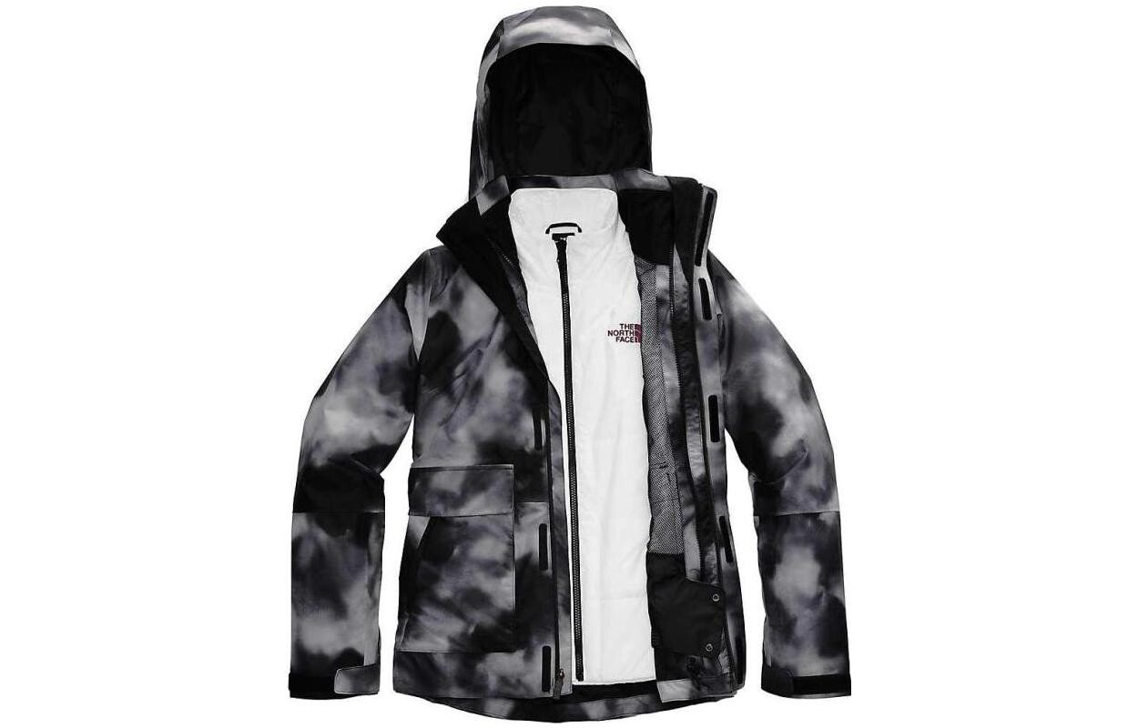 

THE NORTH FACE Женская куртка, цвет Black