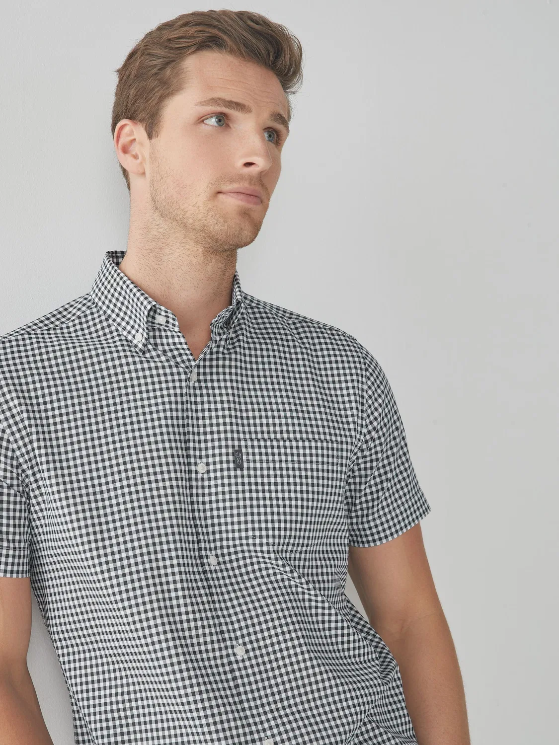 Рубашка Oxford Regular Fit, легкое глажение Next, темно-синий в белую клетку — фото 2