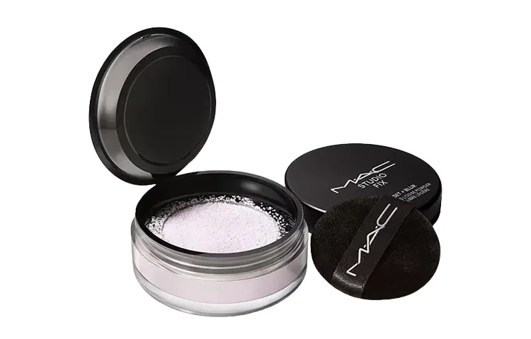 Женская рассыпчатая пудра для лица с матовым финишем, оттенок Absolute Purple, MAC