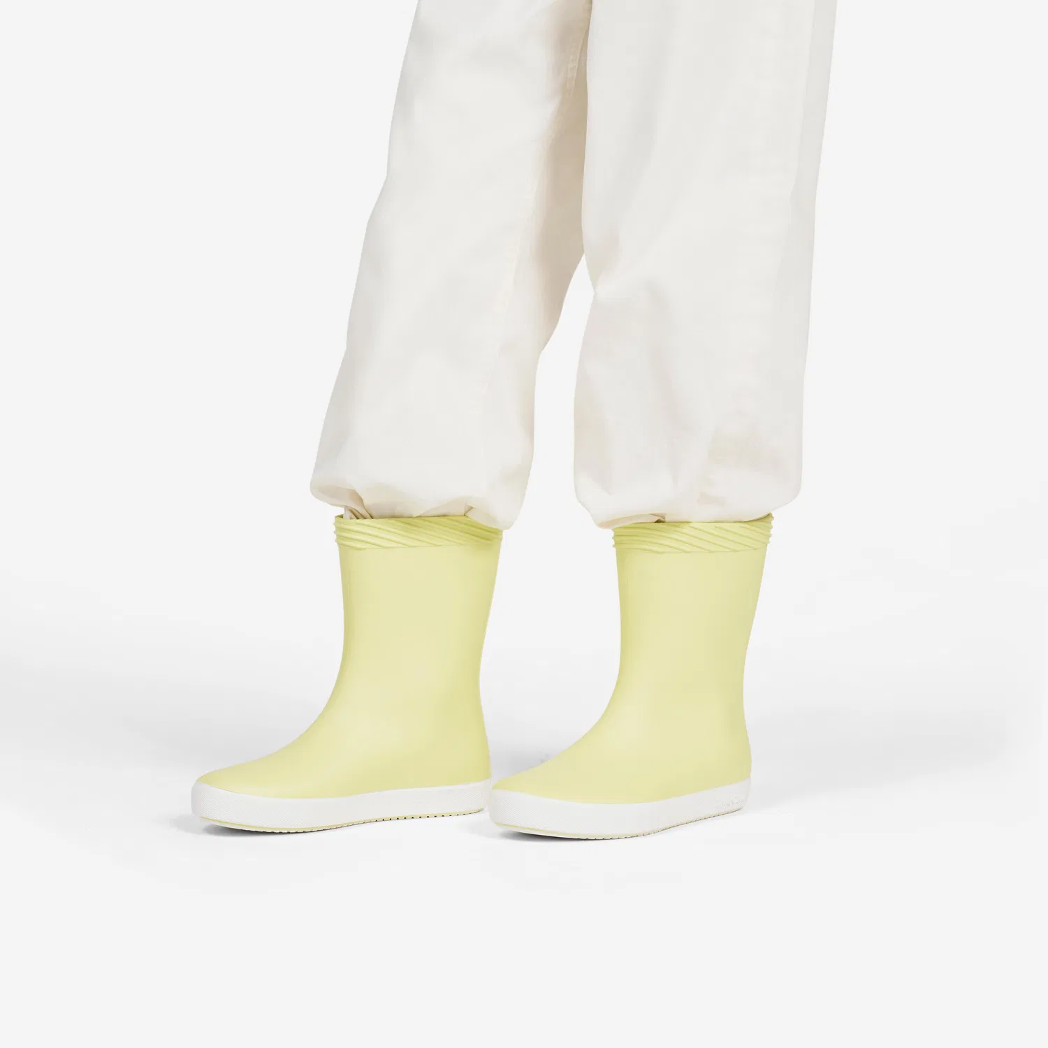 Детские водонепроницаемые сапоги Regenstiefel Kinder Decathlon, Pale Lemon Yellow Ultra White